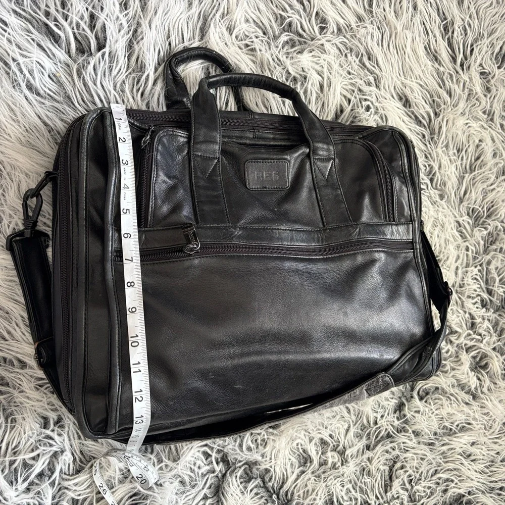 Tumi Leather Laptop Brief Messenger Bag Safeport Protection System VTG 18x15x4-8